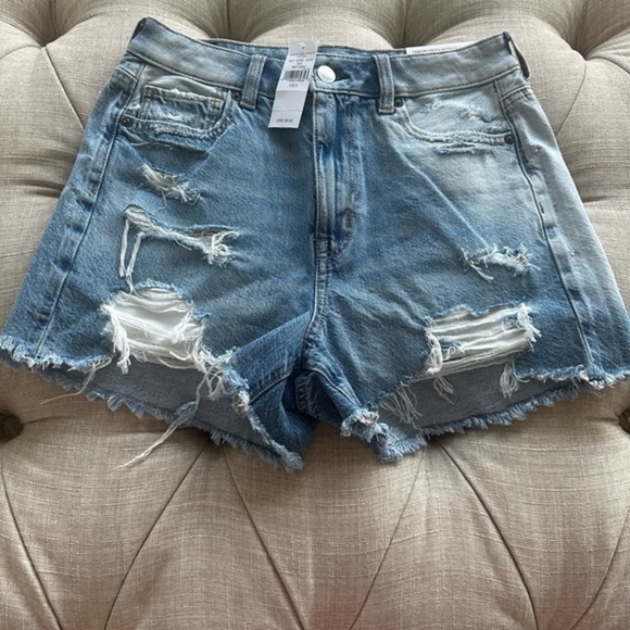 American Eagle Outfitters Blue Vintage-Inspired Jean Shorts - Picture 2 of 9